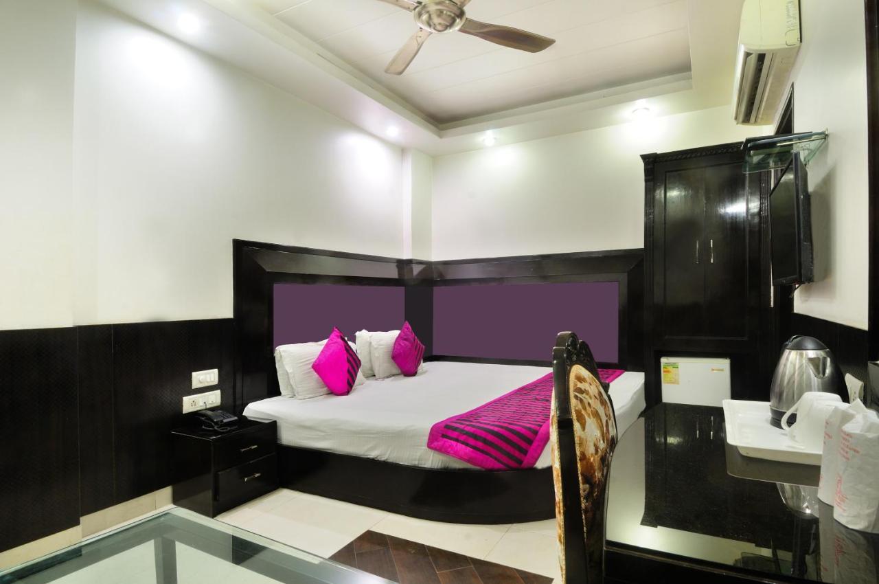 The Bonlon Inn-Near Blk Hospital Delhi  Extérieur photo