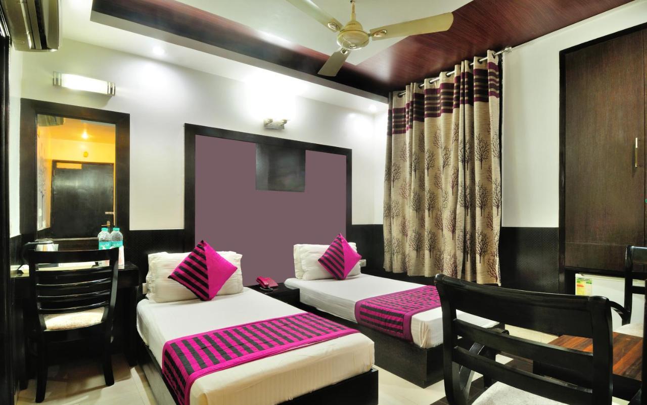 The Bonlon Inn-Near Blk Hospital Delhi  Extérieur photo